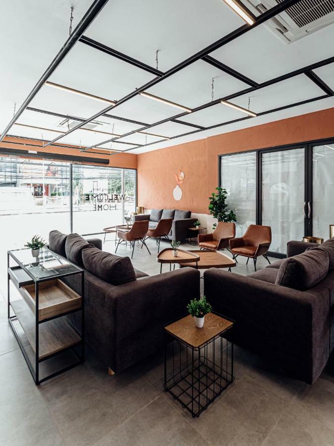 Clay Hotel Udonthani 외부 사진